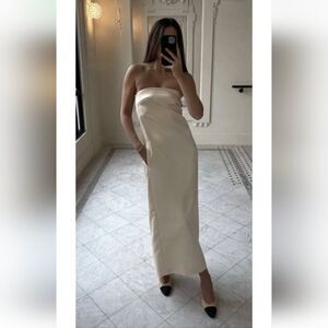 SATIN EFFECT DRESS VANILLA ZARA